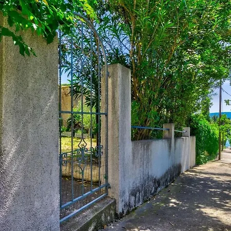 In 39200 Apartment Selce